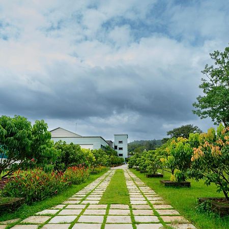 The Sanihara Hotel & Resort Vythiri Exterior photo
