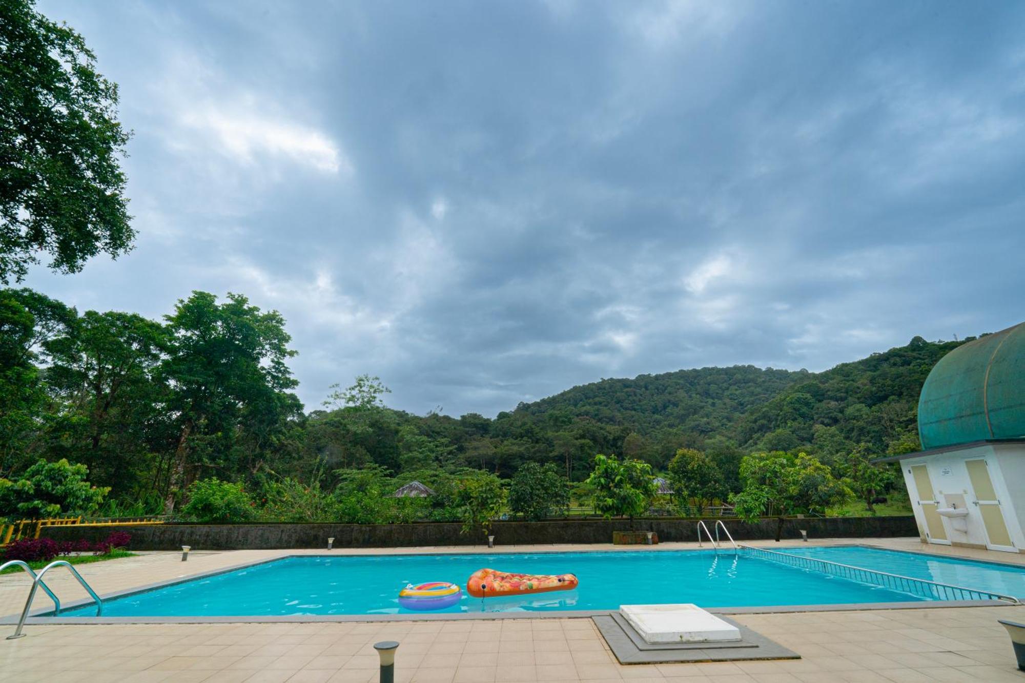 The Sanihara Hotel & Resort Vythiri Exterior photo