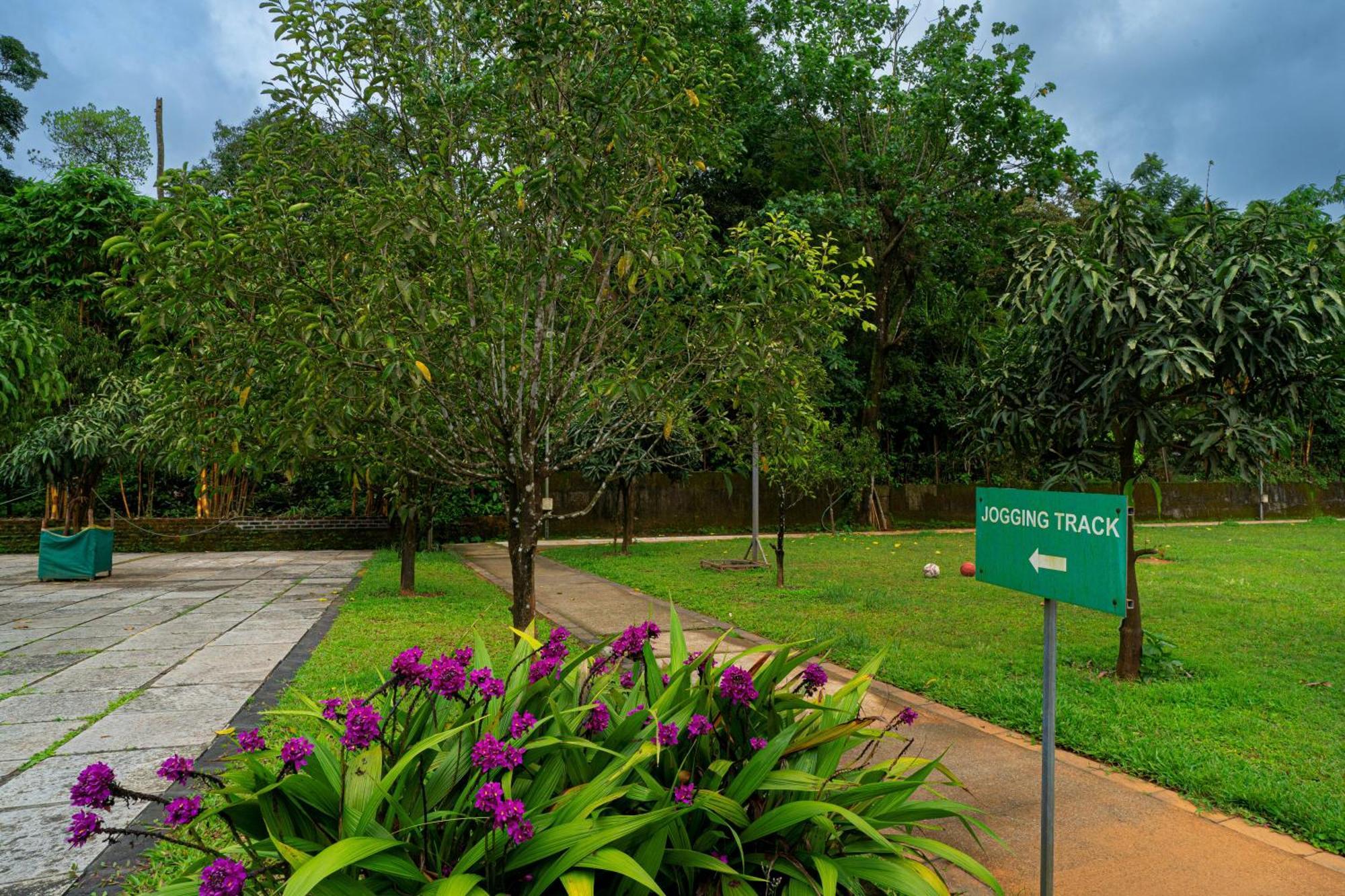 The Sanihara Hotel & Resort Vythiri Exterior photo