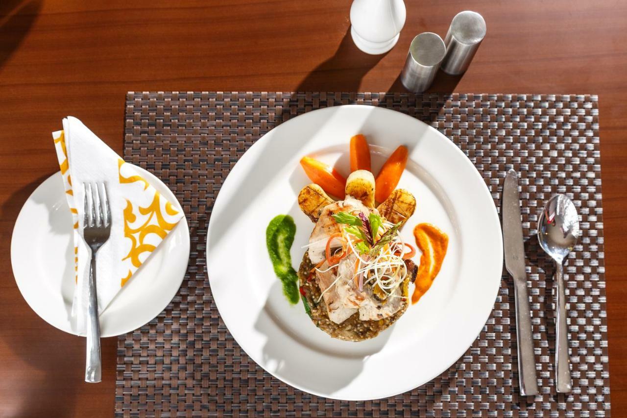 The Sanihara Hotel & Resort Vythiri Exterior photo